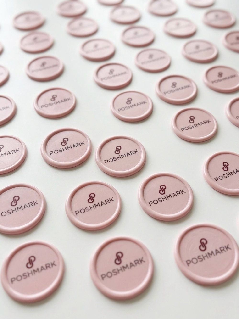 POSHMARK Branded Wax Seal
Stickers | Premium Reseller
Packaging Supplies